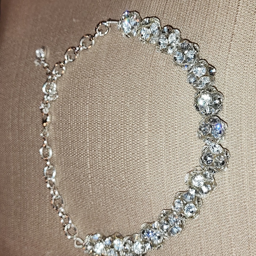 Dana Buchman Silver-Tone Rhinestone Necklace, Pre-loved in Excellent Condition